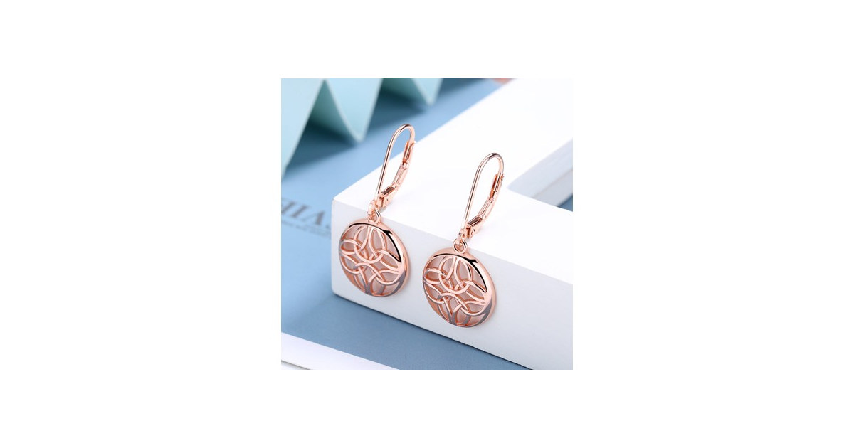 Silver Lever-Back Celtic Earring