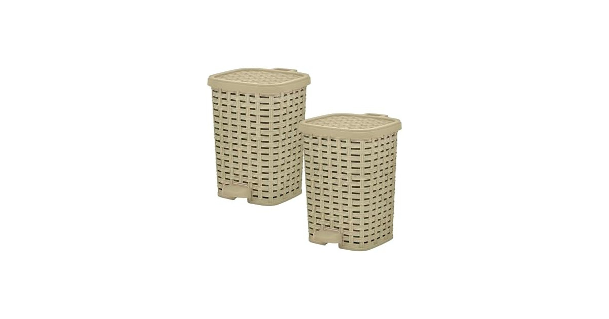 Superio Small Outdoor Trash Can with Lid