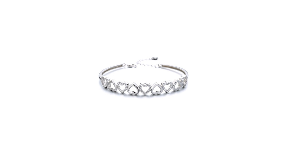 14K Gold Hearts Bangle Bracelet
