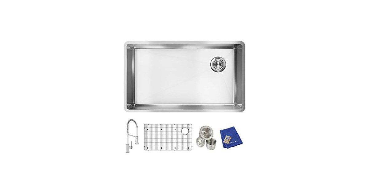 Elkay Crosstown 18 Gauge SS 31.5" Sink Kit w Faucet