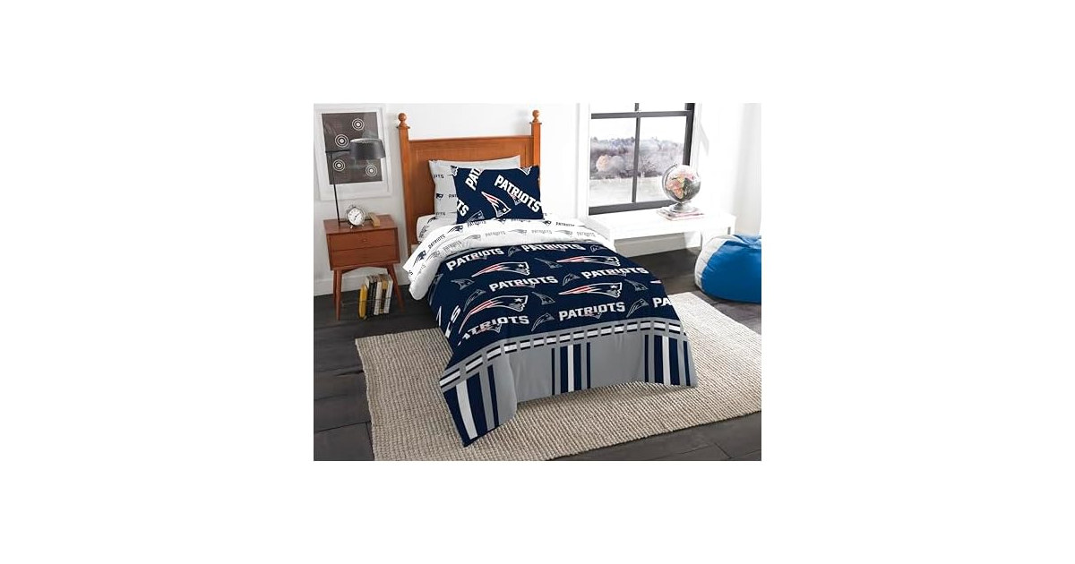 NFL New England Patriots Bed Set (Twin & Queen)