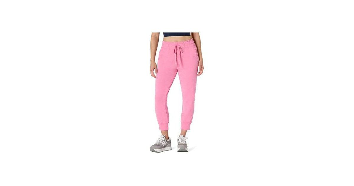 Amazon Essentials Women's Athletic Soft