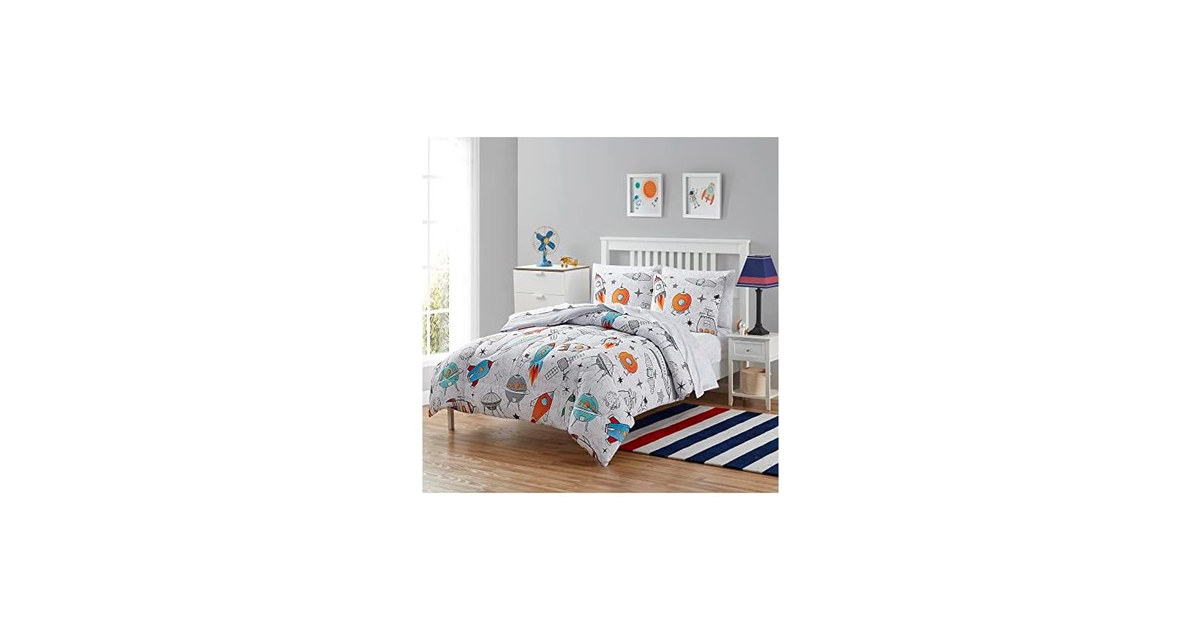 Kids Floating in Space Comforter Set