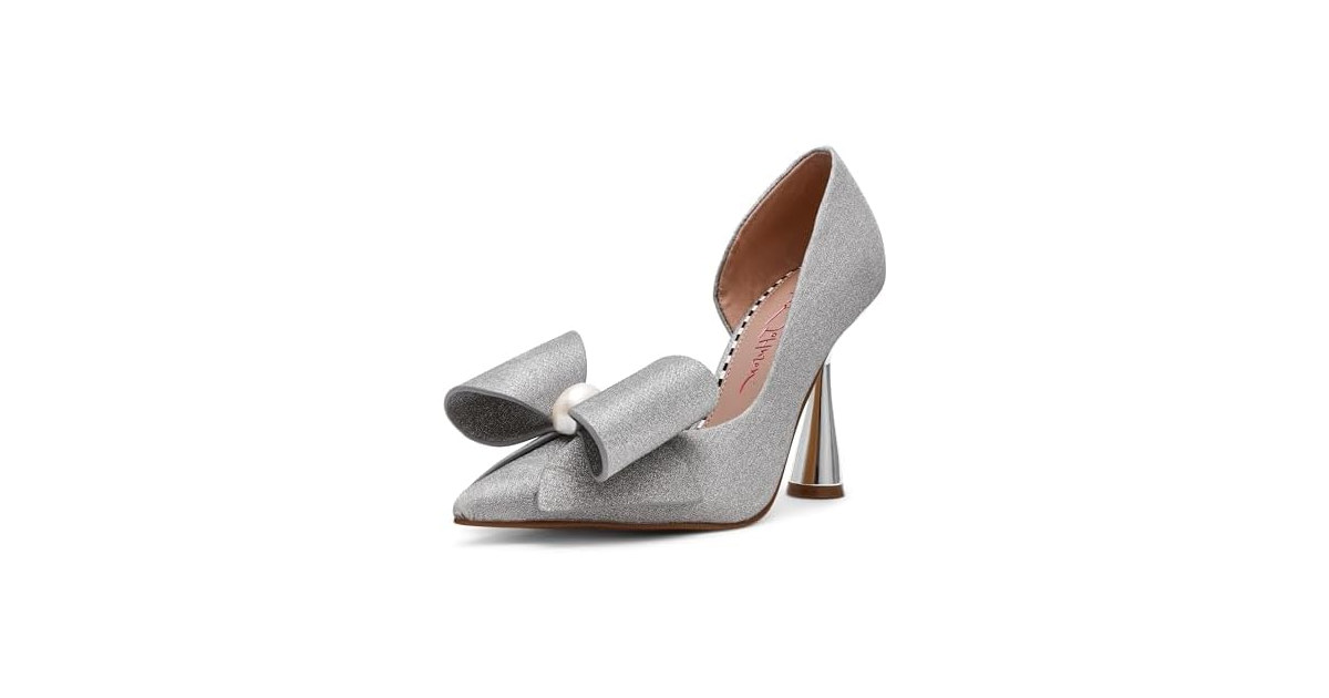 Betsey Johnson Women's Kyliee Pump